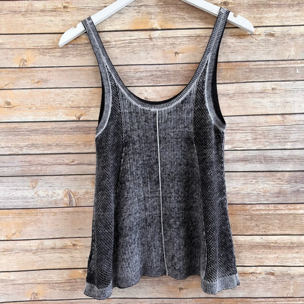 American Eagle Sweater Tank Women’s Size Small Gray Black Knit Mesh Sides - Picture 2 of 5
